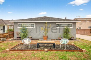 6150 Coke Ave in Long Beach, CA - Building Photo