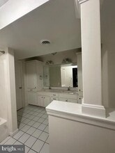 215 Hoile Ln in Huntingtown, MD - Building Photo - Building Photo