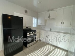 4334.5 Van Dyke Ave in San Diego, CA - Building Photo - Building Photo