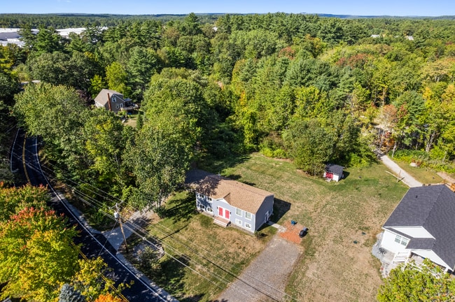 35 Prescott Rd in Raymond, NH - Building Photo - Building Photo