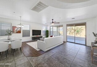 9010 W Eagle Talon Dr in Peoria, AZ - Building Photo - Building Photo