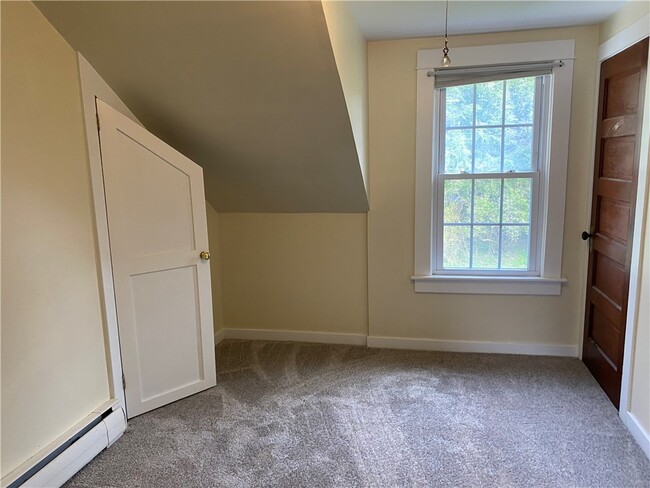 property at 4 Moffatt St