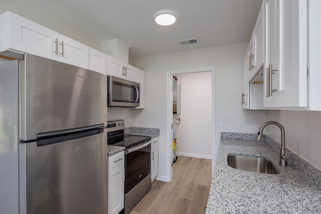 Residence at Winyah Bay in Georgetown, SC - Building Photo