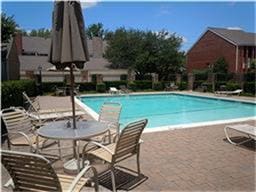 712 Augusta Dr