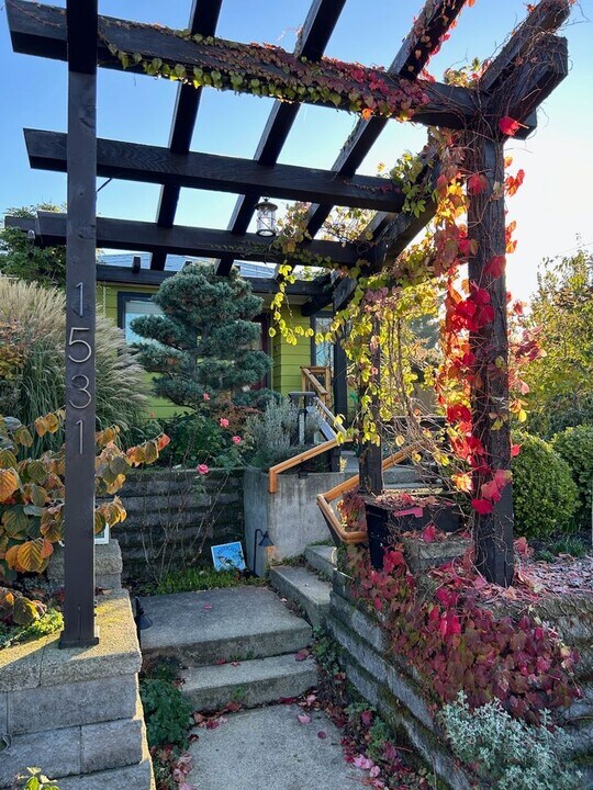 1531 Wetmore Ave in Everett, WA - Building Photo