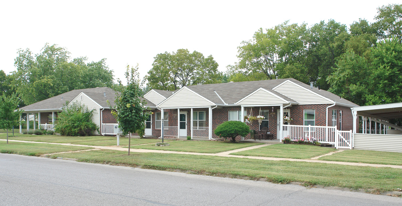 1194-1220 SW Lincoln St in Topeka, KS - Building Photo