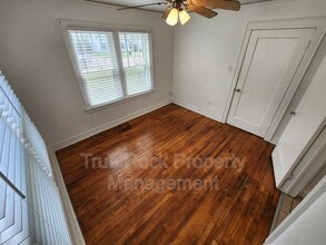 1112 E Corona St in Ada, OK - Foto de edificio - Building Photo