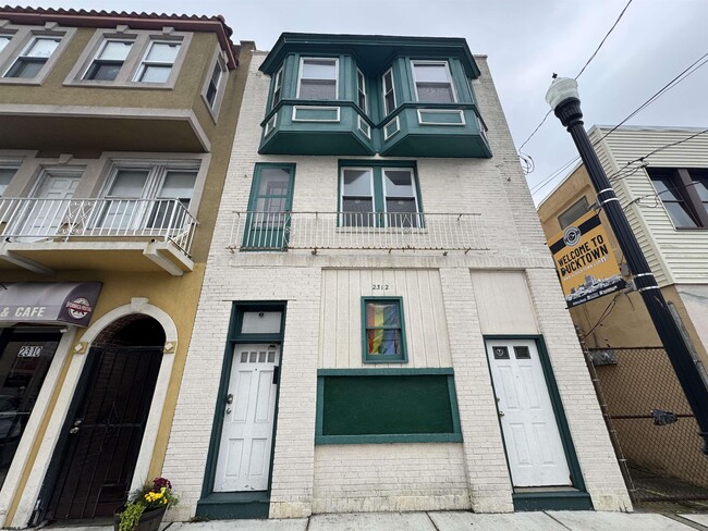 property at 2312 Arctic Ave