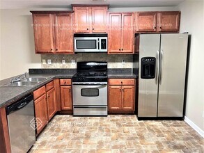 377 Highland Falls Dr in Hiram, GA - Building Photo - Building Photo