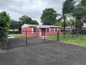 1515 NW 11th Pl in Fort Lauderdale, FL - Building Photo - Building Photo