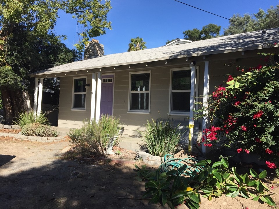 2825 Hermosa Ave in Glendale, CA - Building Photo