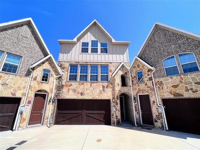 property at 7100 Lost Star Ct