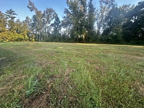 11161 Soape Rd in Hammond, LA - Foto de edificio - Building Photo