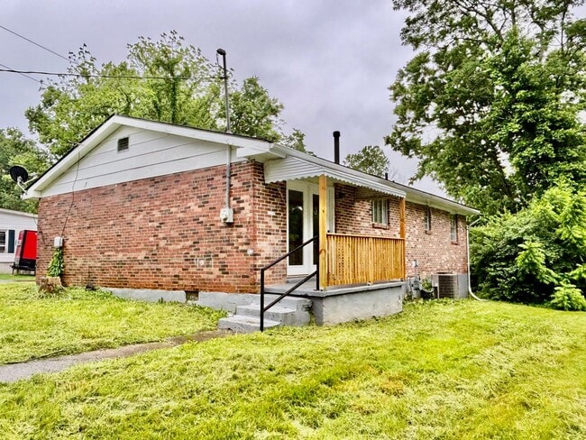 property at 623 Gano St