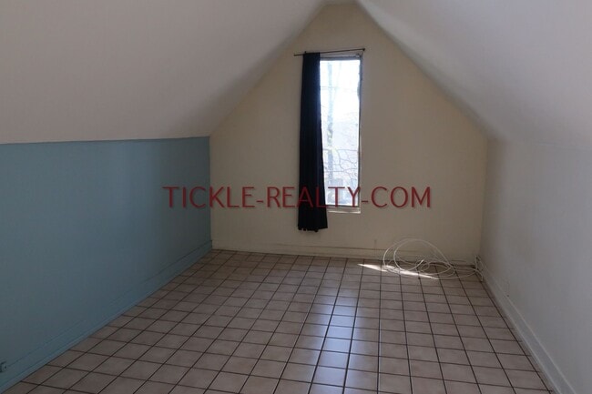 property at 195 Meigs St