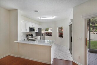 6513 Via Regina in Boca Raton, FL - Building Photo - Building Photo