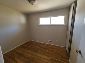 1319 Eisenhower St in Lakewood, NJ - Building Photo - Building Photo