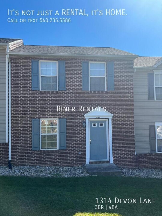 1314 Devon Ln in Harrisonburg, VA - Foto de edificio