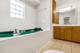 550 S River Rd in Port Allen, LA - Building Photo - Building Photo