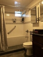 178 Vernon Ave in Yonkers, NY - Foto de edificio - Building Photo