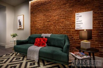 481 Hicks St, Unit 4R in Brooklyn, NY - Building Photo - Building Photo