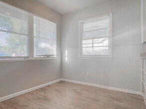 2004 47th St in Lubbock, TX - Building Photo - Building Photo