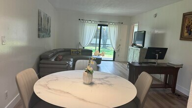 9503 Boca Cove Cir in Boca Raton, FL - Building Photo - Building Photo