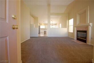 9440 Celera Dr in Las Vegas, NV - Building Photo - Building Photo