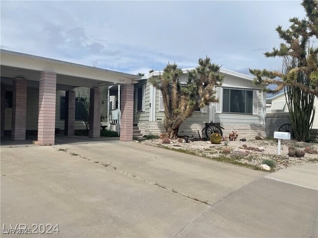 property at 1609 Aspen Ct