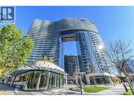 89 Nelson St. in Vancouver, BC - Building Photo