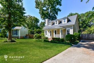 202 Lockshire Rd in Columbia, SC - Foto de edificio - Building Photo