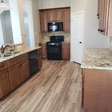 3503 Borden Gully Dr in Dickinson, TX - Building Photo - Building Photo