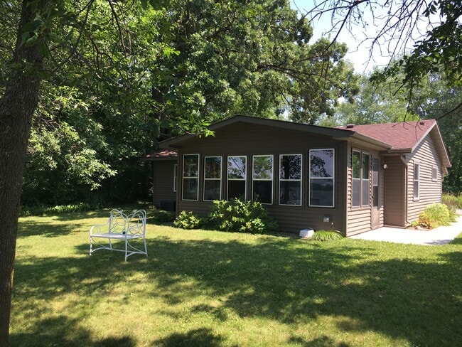 property at 4544 Washington Blvd