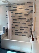 559 W 39th St in Los Angeles, CA - Building Photo - Building Photo