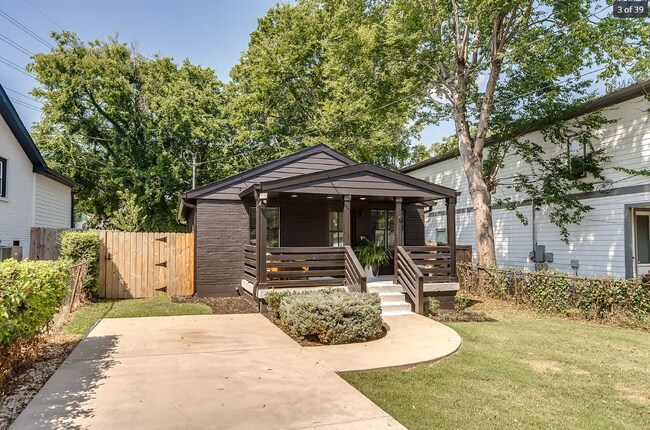 property at 703 29th Ave N