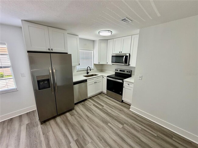 property at 7210 N Manhattan Ave