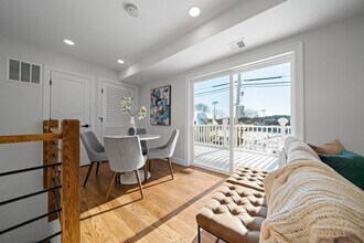 19 Armory St in Wakefield, MA - Building Photo - Building Photo