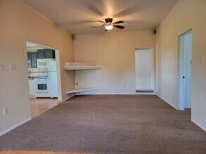 1510 Rothsville Rd in Lititz, PA - Foto de edificio - Building Photo