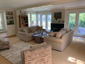 9 Dunstable Rd in Cambridge, MA - Building Photo - Building Photo