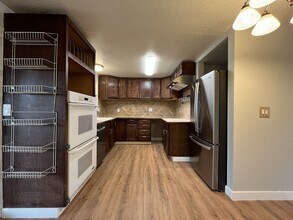 31348 NW Cottage St in North Plains, OR - Building Photo - Building Photo