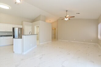 10132 E Paseo San Bernardo in Tucson, AZ - Building Photo - Building Photo