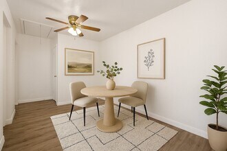 3038 Falls Dr in Dallas, TX - Building Photo - Building Photo