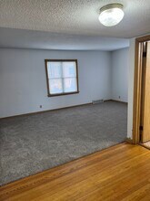 6643 W Lisbon Ave in Milwaukee, WI - Building Photo - Building Photo