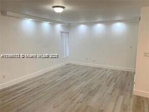 5838 SW 74th Terrace in South Miami, FL - Building Photo - Building Photo