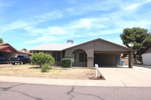 3544 W Charleston Ave