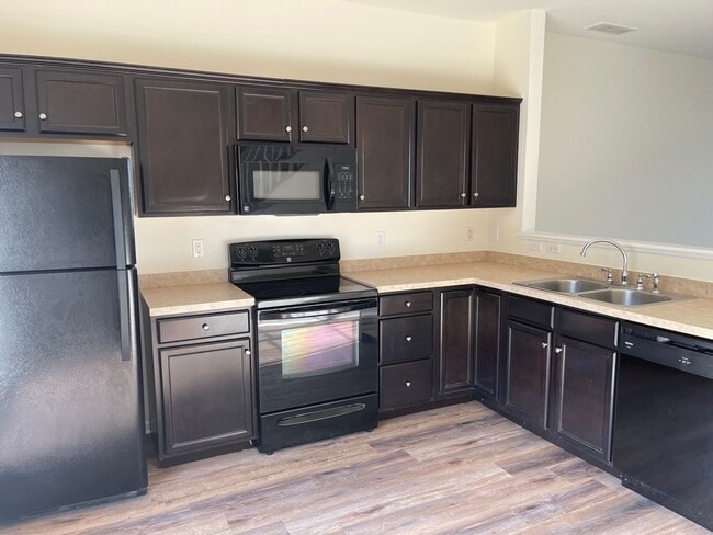 128 Lexington Pl in Dover, DE - Building Photo - Building Photo