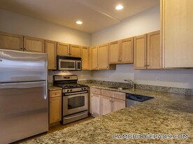 110 Second St., Unit 111 in Cambridge, MA - Building Photo