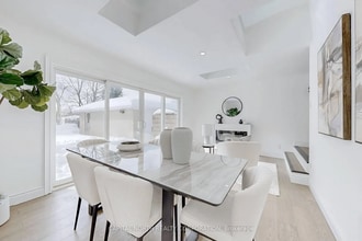 1496 Karenza Rd in Mississauga, ON - Building Photo - Building Photo