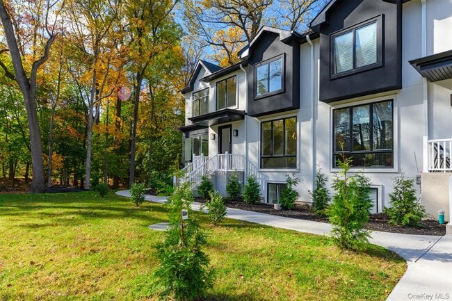 613 Union Rd in Spring Valley, NY - Building Photo - Building Photo