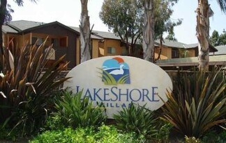 513 Calle Montecito in Oceanside, CA - Building Photo